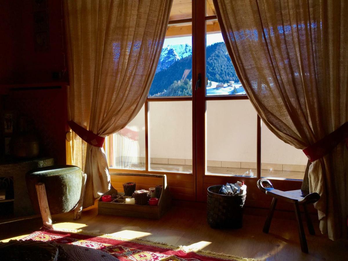 Apartamento La Casa Dei Cuori Santa Cristina Val Gardena Exterior foto